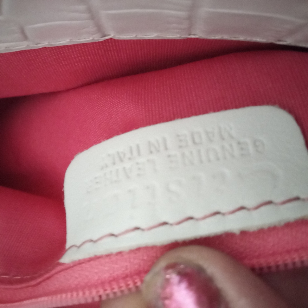 Purse - Picture 2 of 2
